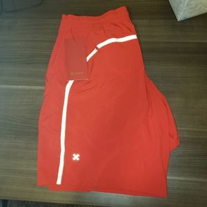 Lululemon pace breaker lined 9"
